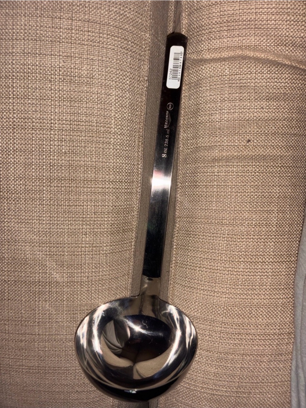 Vollrath Polished stainless steel ladle 8oz